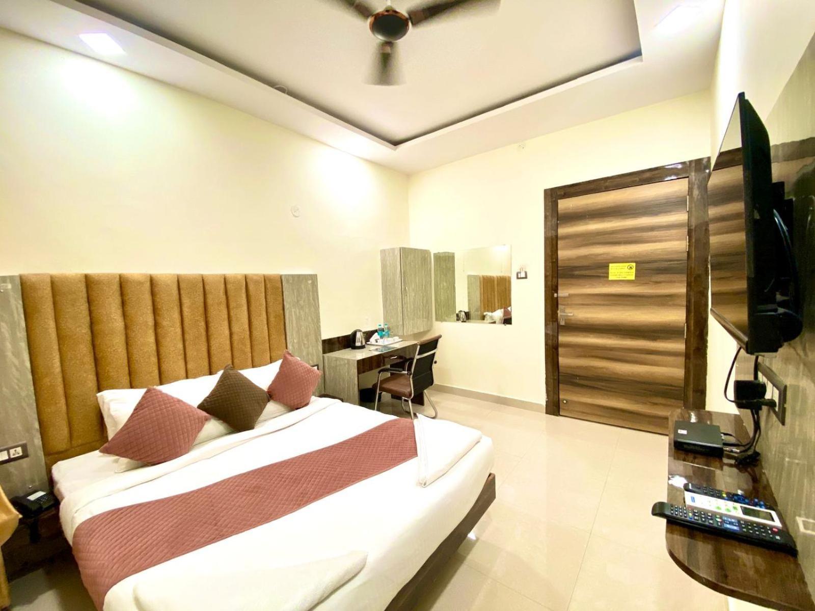 Hotel Sky International- Airport Zone Hyderabad Shamshabad Zewnętrze zdjęcie