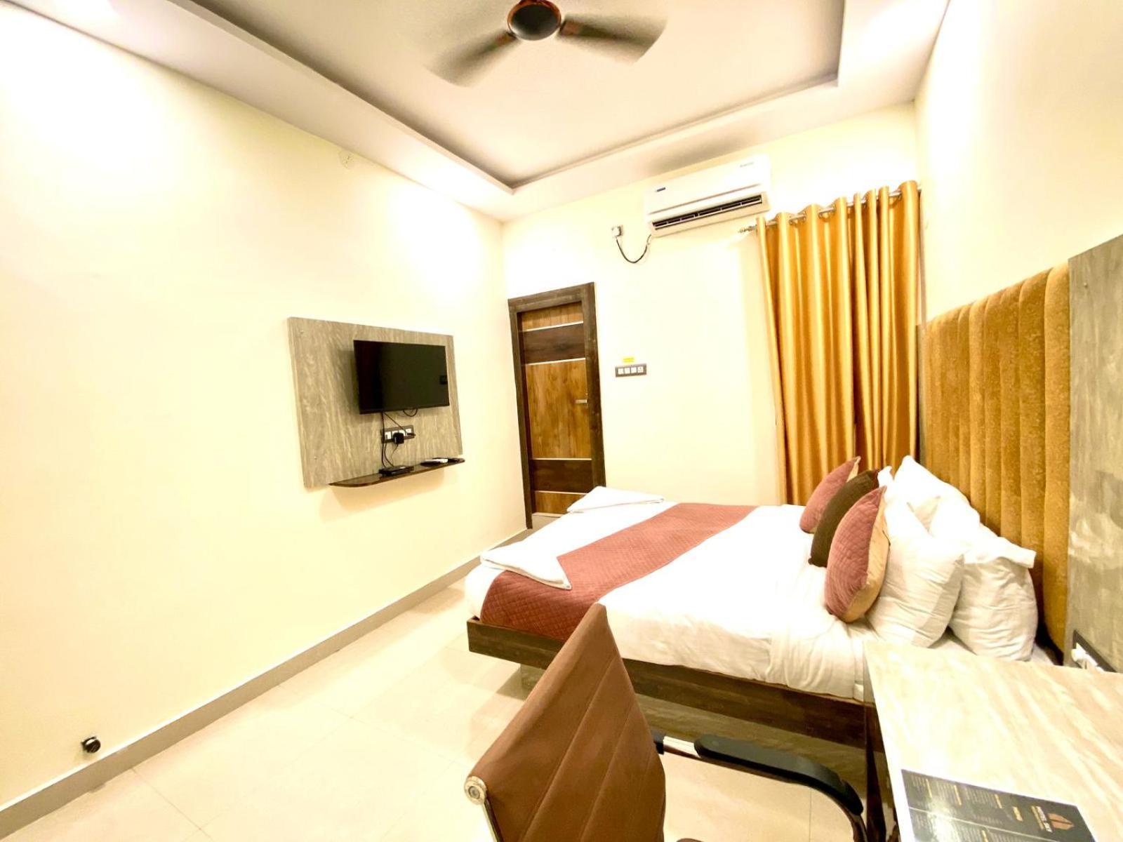 Hotel Sky International- Airport Zone Hyderabad Shamshabad Zewnętrze zdjęcie