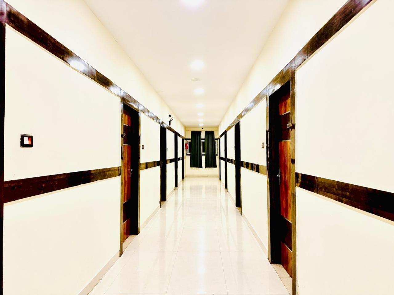 Hotel Sky International- Airport Zone Hyderabad Shamshabad Zewnętrze zdjęcie